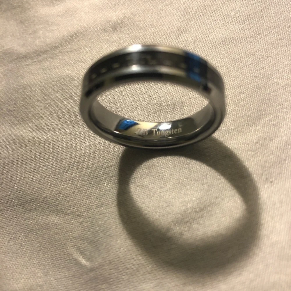 ZB Jewelers Men’s “Praise” Black and Silver Ring | Size 11